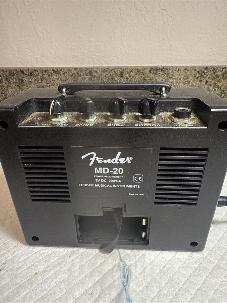 Fender Mini Deluxe Md 20 No Cable