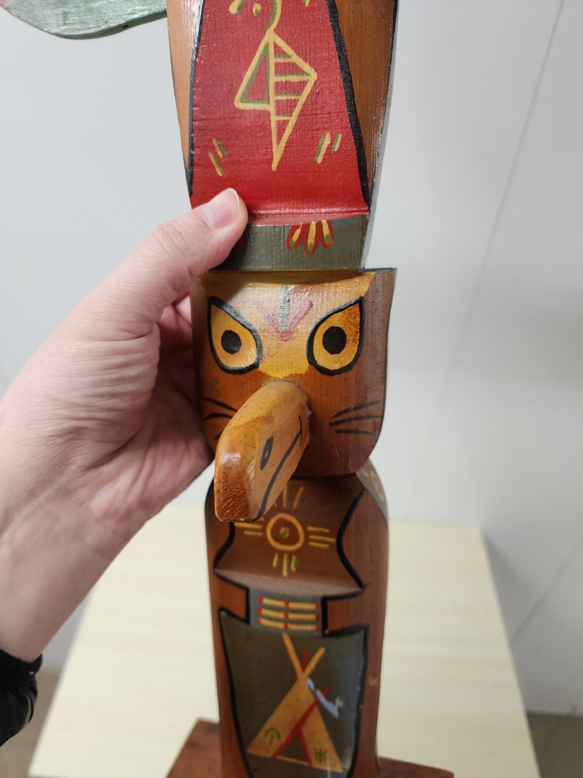 Large Vintage Carved Totem Pole 25" Tall Chippewa Native American Indian