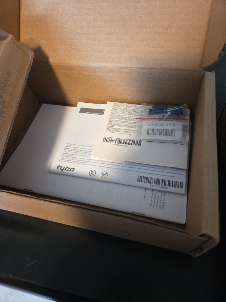 DSC HS2TCHPRO PowerSeries Pro 7" Hardwired Touchscreen Alarm Keypad New