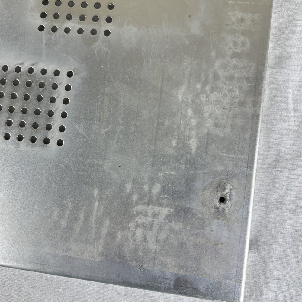 Fisher R-200 Bottom Cover