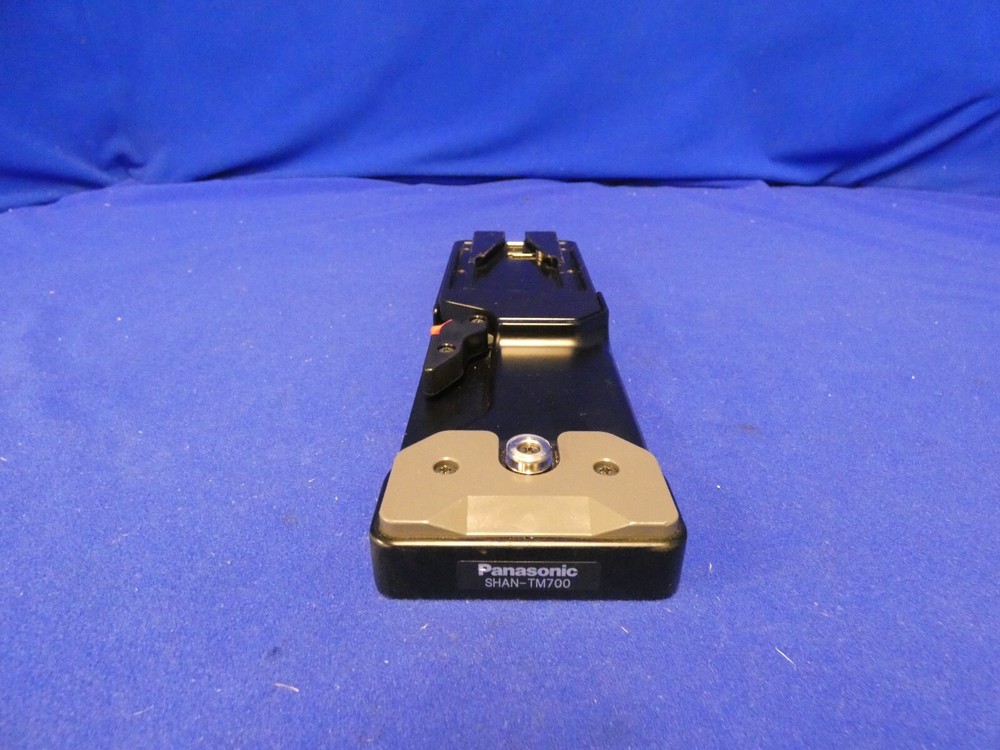 Panasonic SHAN-TM700 Quick Release Tripod Adapter Plate Demo
