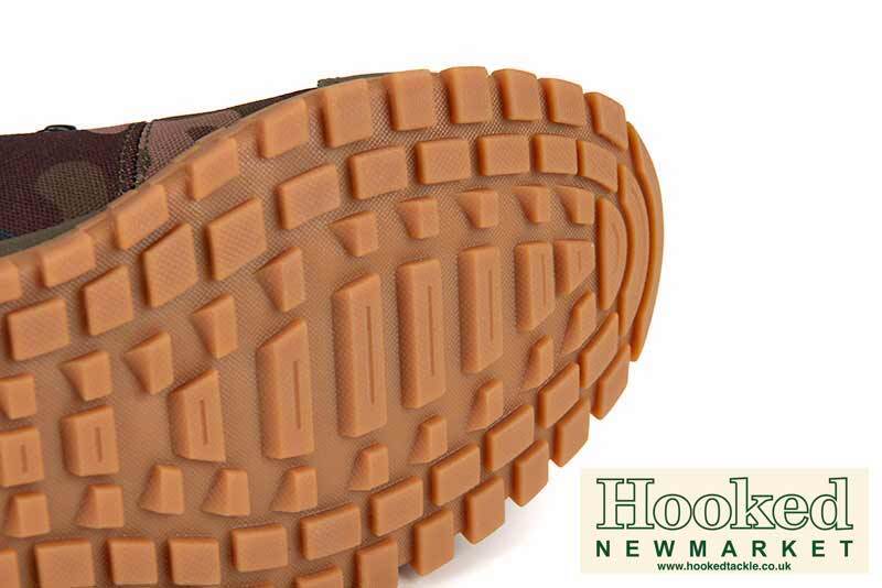 Fox Khaki / Camo V2 Boots