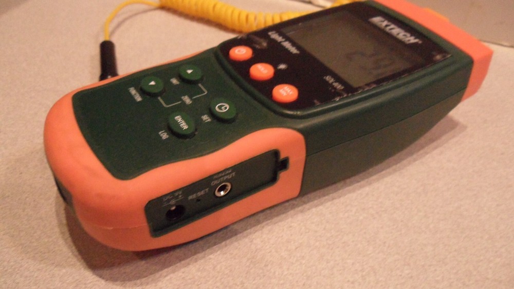 EXTECH SDL400 Light/temperature Meter Datalogger untested