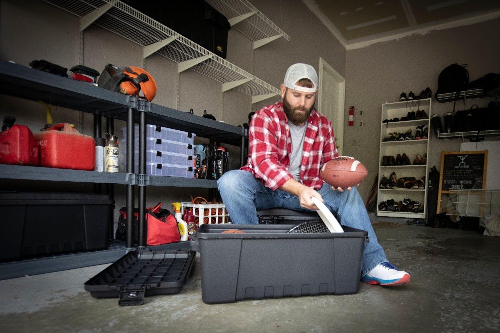 Trunk, Black, 17-Gallon Lockable Storage Box