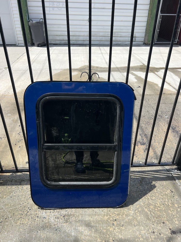 Kenworth Sleeper Door With Window ( Passenger Side )