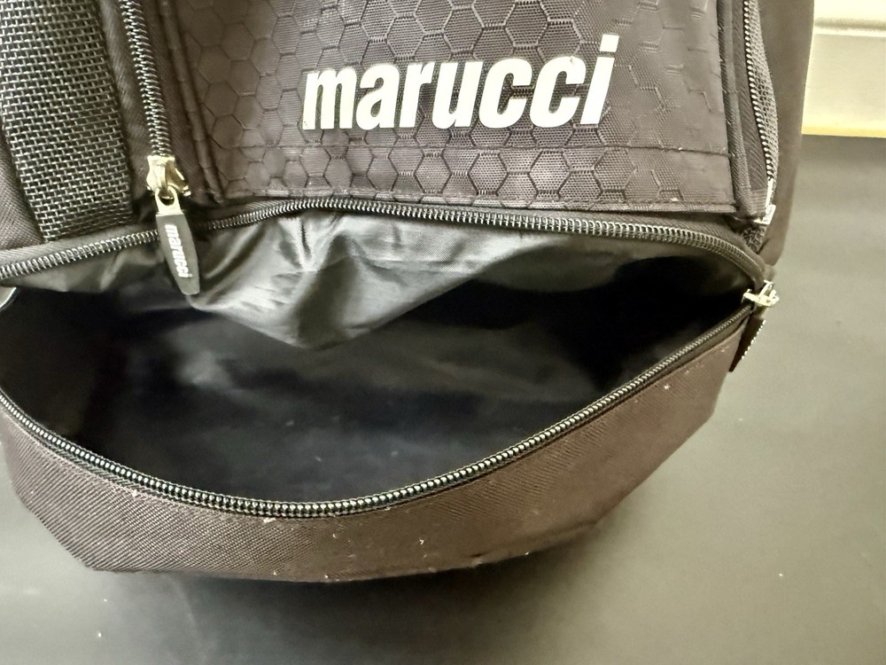 Marucci Black Baseball Equipment Backpack Bat Compartment Zip Closure 4 Pockets