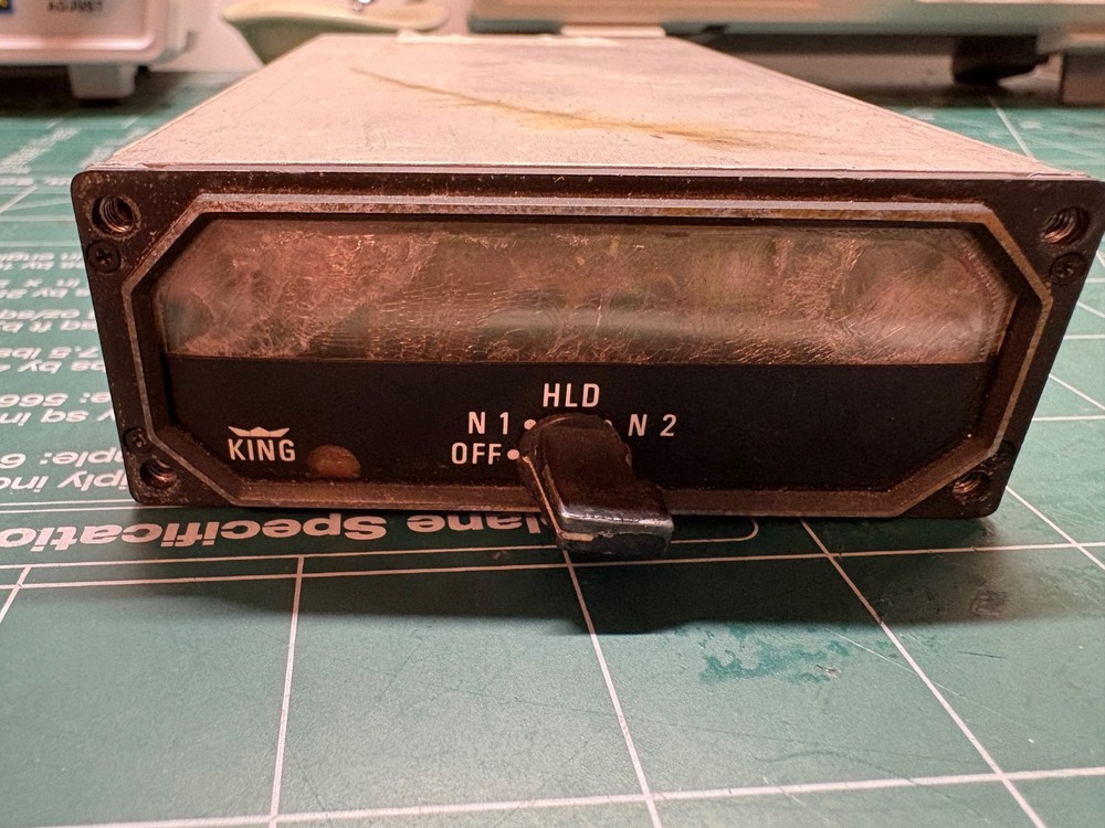 Bendix King DME Indicator KDI572 P/N 066-1069-00 (read description below)