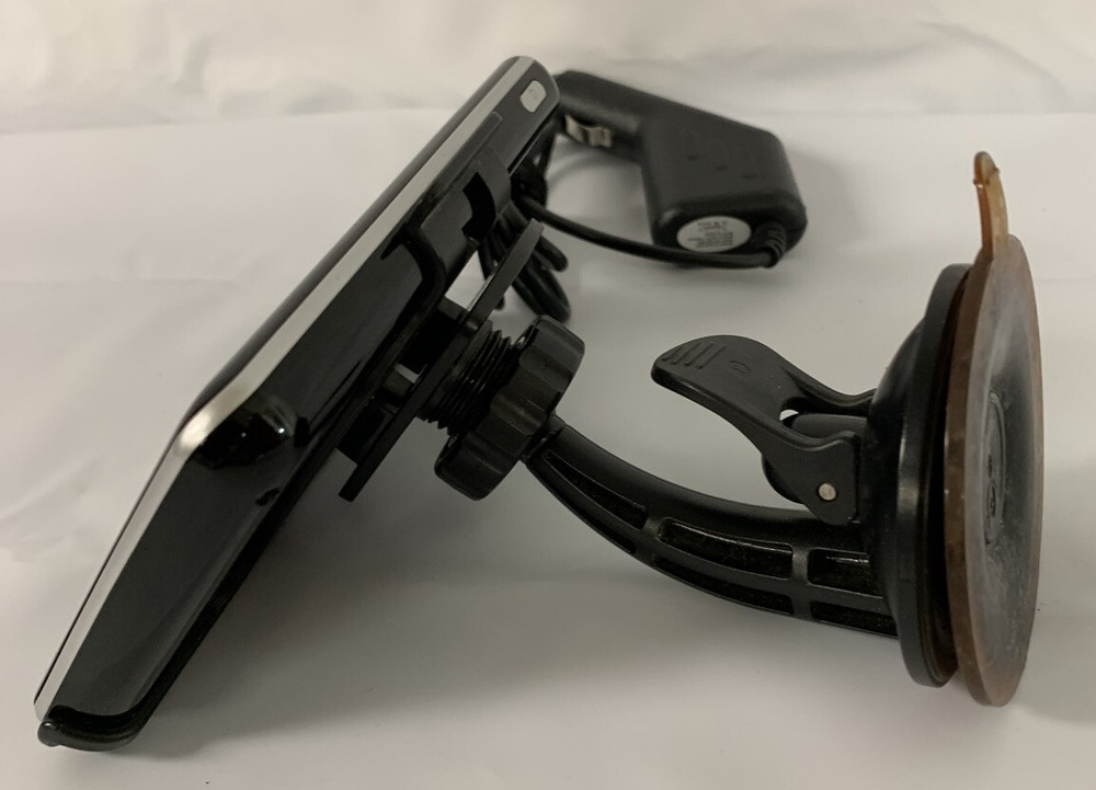 Peak Performance GPS Navigation System 5" Widescreen Used