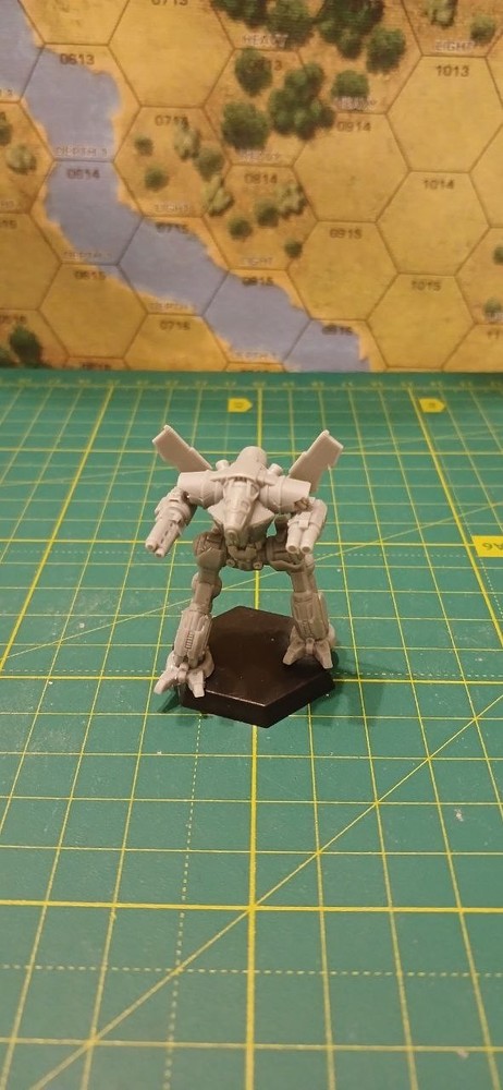 Hierofalcon, battletech game miniature