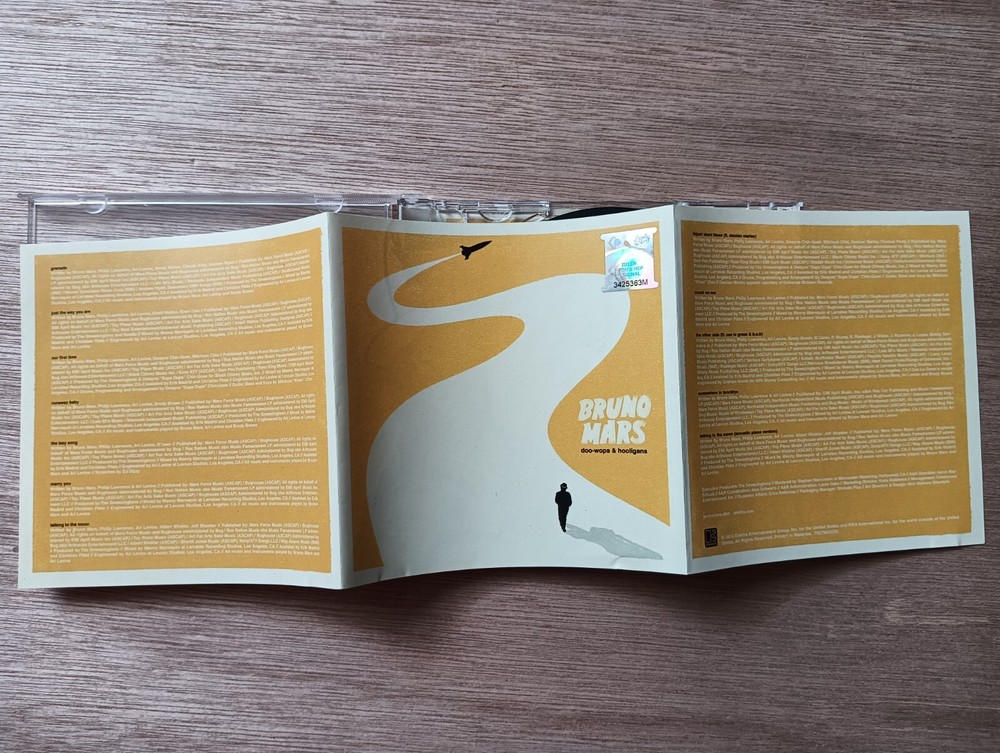 BRUNO MARS doo-wops & hooligans - RARE Malaysia CD