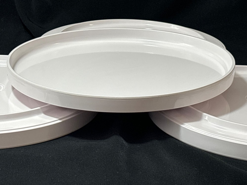 Set 4 Heller Massimo Vignelli MCM White Plastic Melamine Dinner 10" Plates
