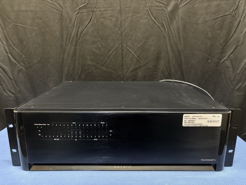 SAVANT SMARTMEDIA PRO CHASSIS SSP-0600-00 With Modules Installed