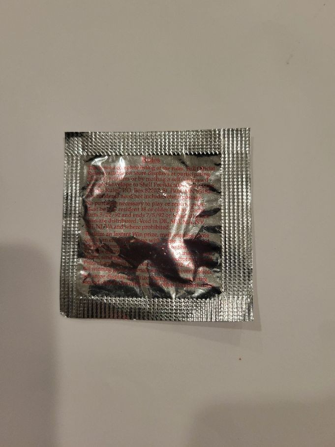 1992 SHELL PRESIDENTIAL COMMEMORATIVE COIN NEVER OPENED