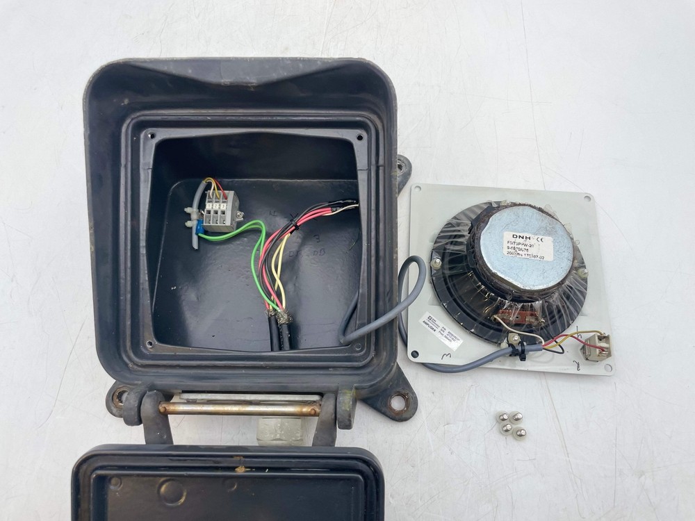 SAM Electronics Amplidan 820015037 Marine Intercom Enclosure, 20 Ohm Spkr (Used)