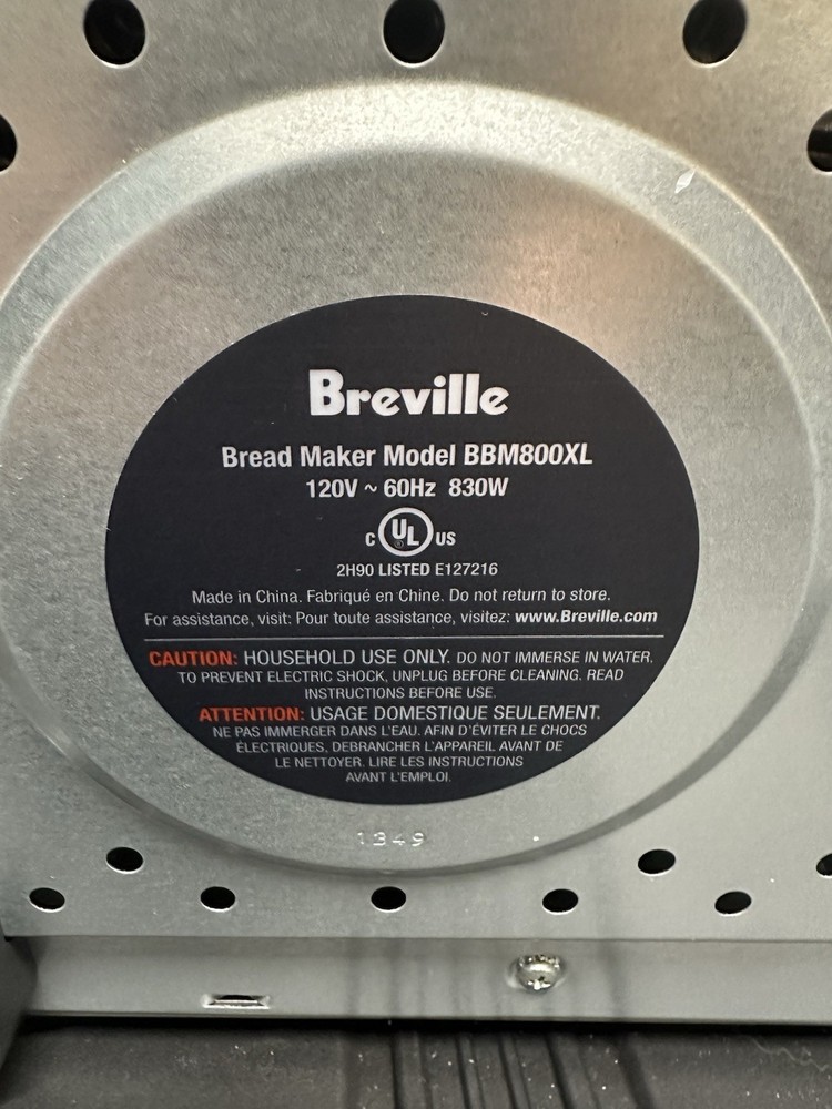 Breville Custom Loaf Bread Maker Automatic Fruit Nut Dispenser