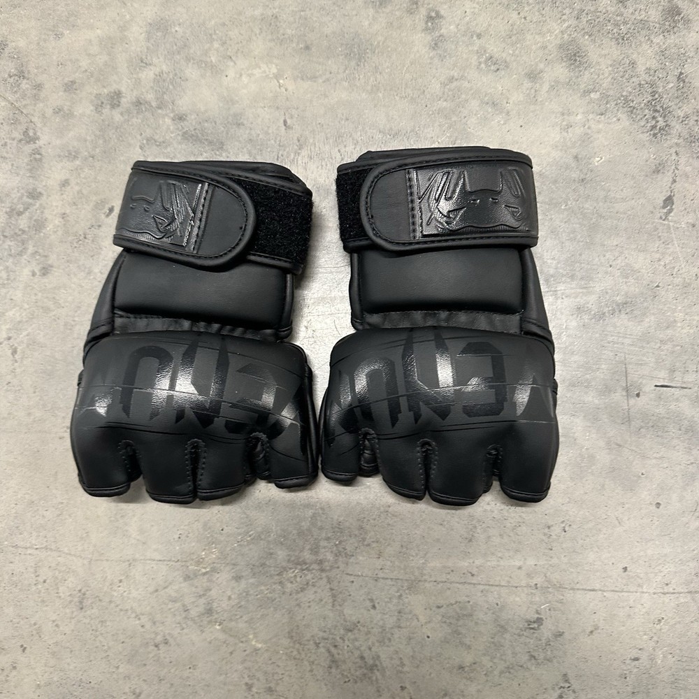 Venum Undisputed 2.0 MMA Training Gloves Black Small