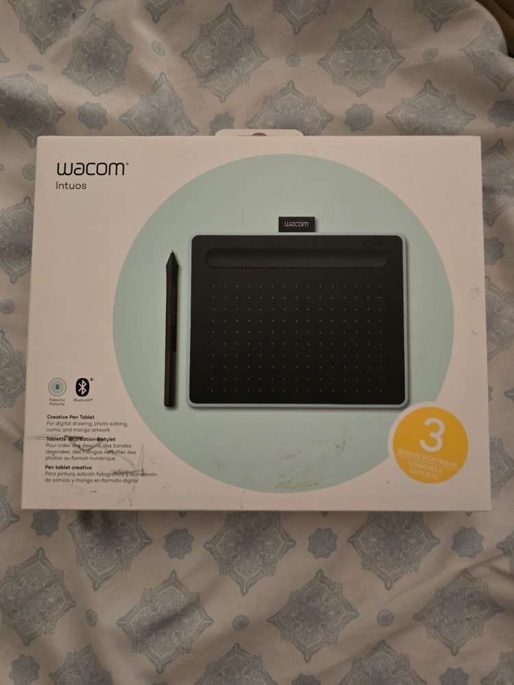 Wacom Intuos S Wireless Drawing Graphics Tablet - Black