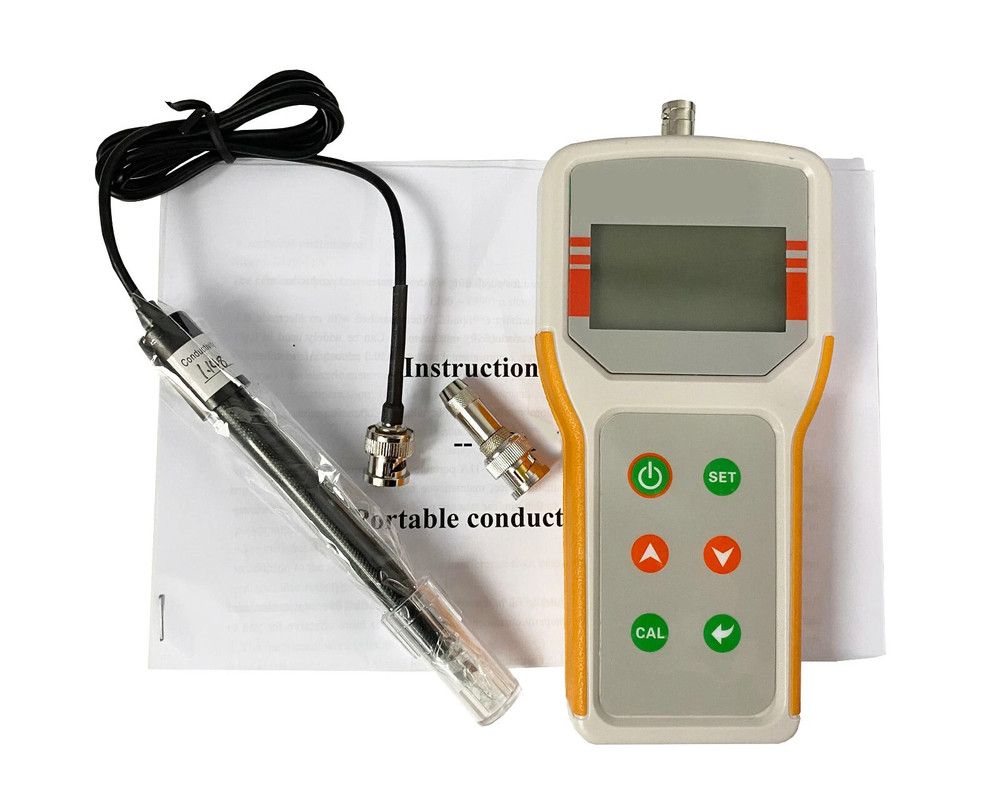 Conductivity Meter Water Quality Analyzer with Temp Compensation 10-50℃ Manual