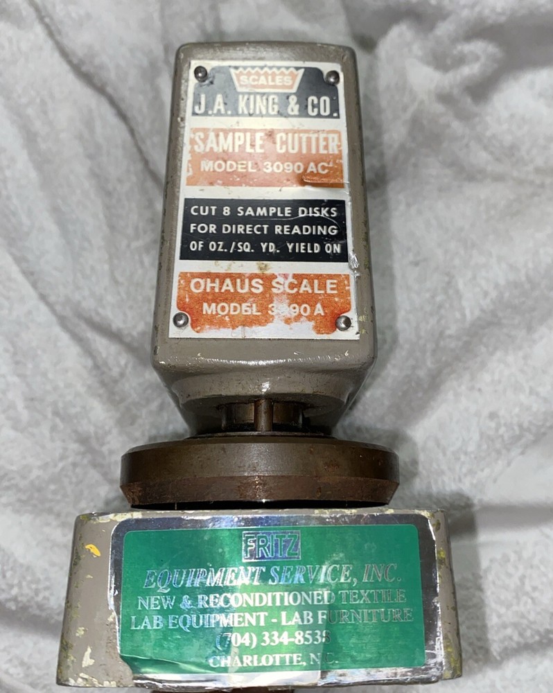 J.A. KING CO Mechanical Sample Cutter MODEL 3090AC