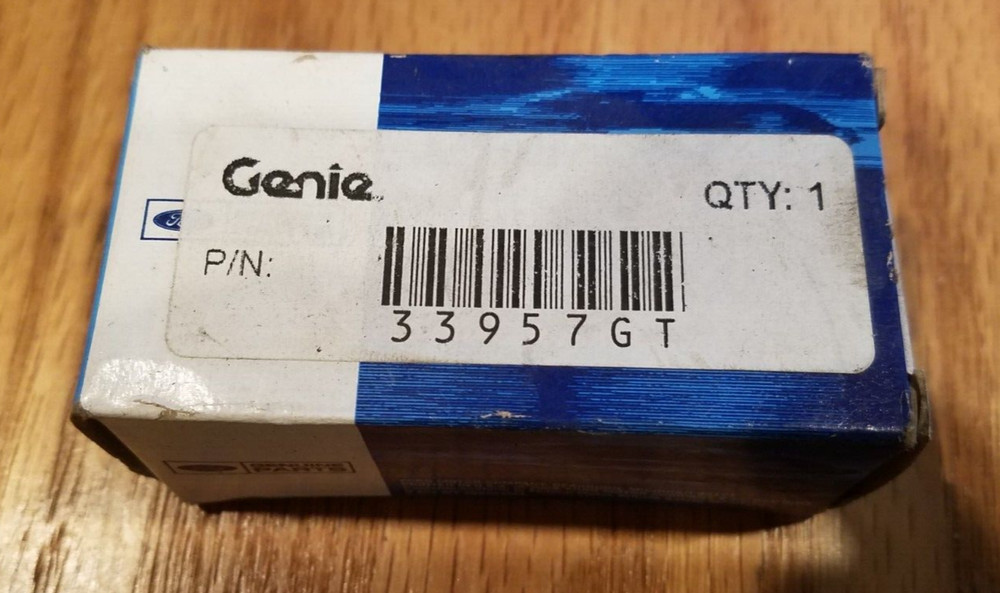 Genie 33957GT, PCV VALVE