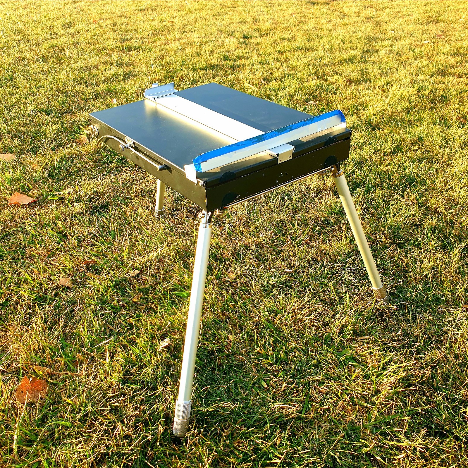 PORTABLE ARTIST EASEL - FULLY ADJUSTABLE STURDY ALUMINUM GREAT CONDITION - ROLFS