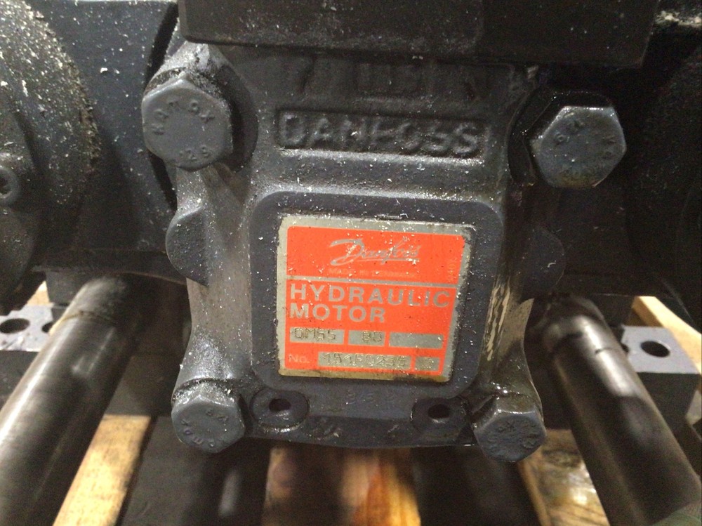 Injection Unit from 44 Ton Cincinnati Press. Molding. Read description #143TW