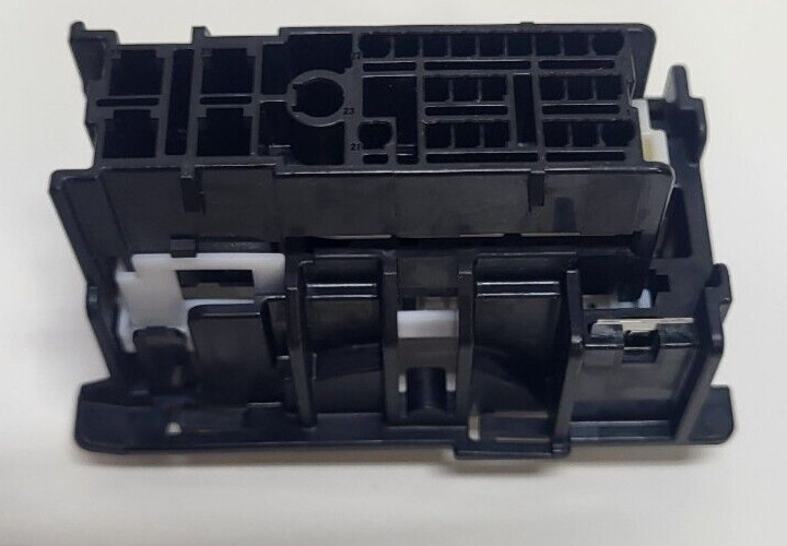 USHYBA27M-B 60989461 23K09 Connector