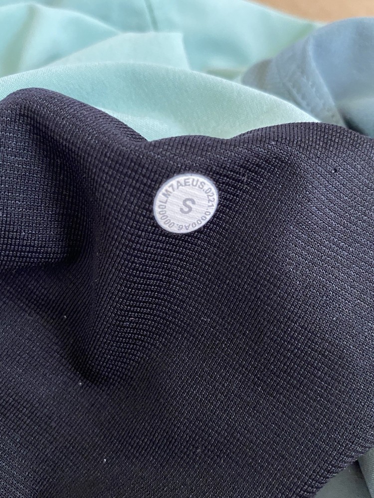 Lululemon Athletica Men's Drawstring Shorts Size S