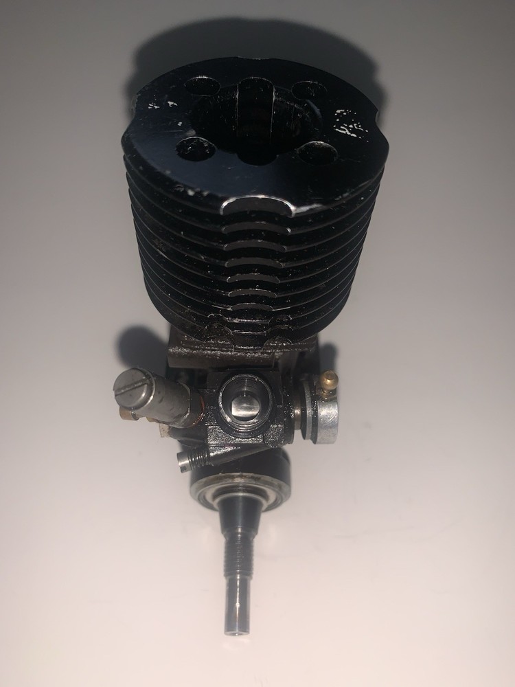 Peak Racing .12 Nitro Engine