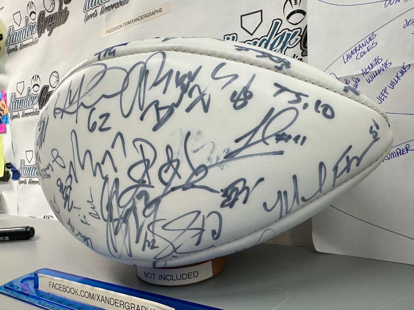 2004 NFC PRO BOWL TEAM SIGNED AUTOGRAPHED FOOTBALL-COACH ANDY REID CHAMP BAILEY