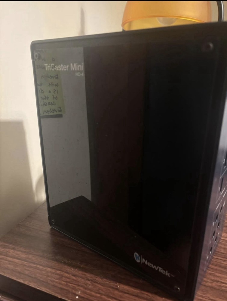 NewTek Tricaster Mini HD-4