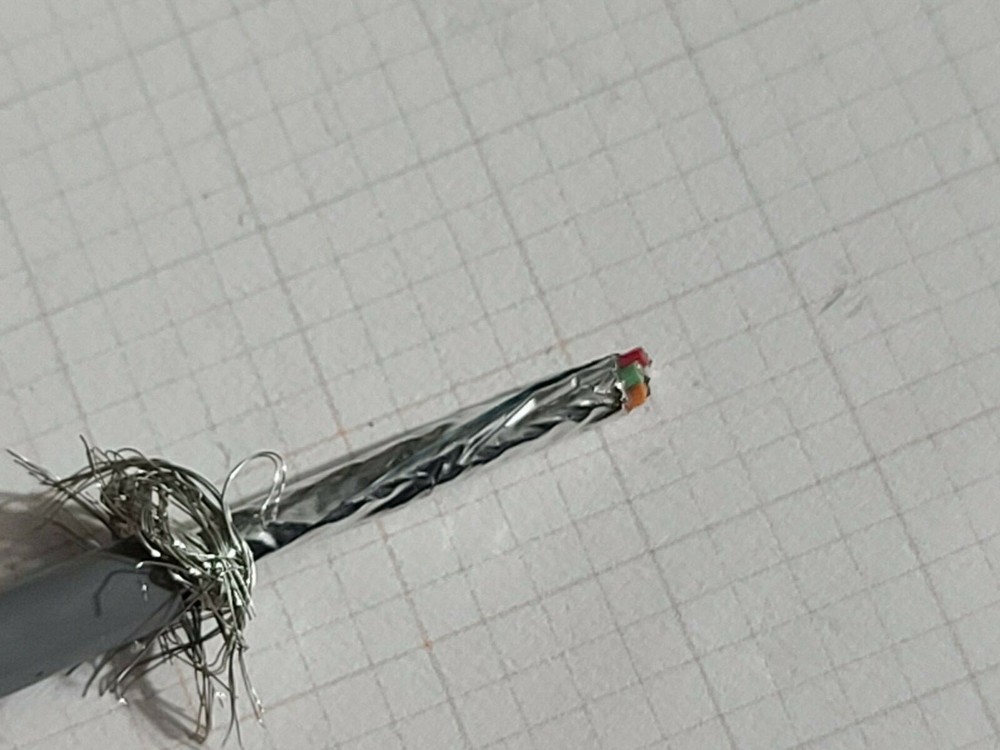 Carol C0953A 24/5C Multi-Shielded Computer/Instrumentation Cable Gray /50ft