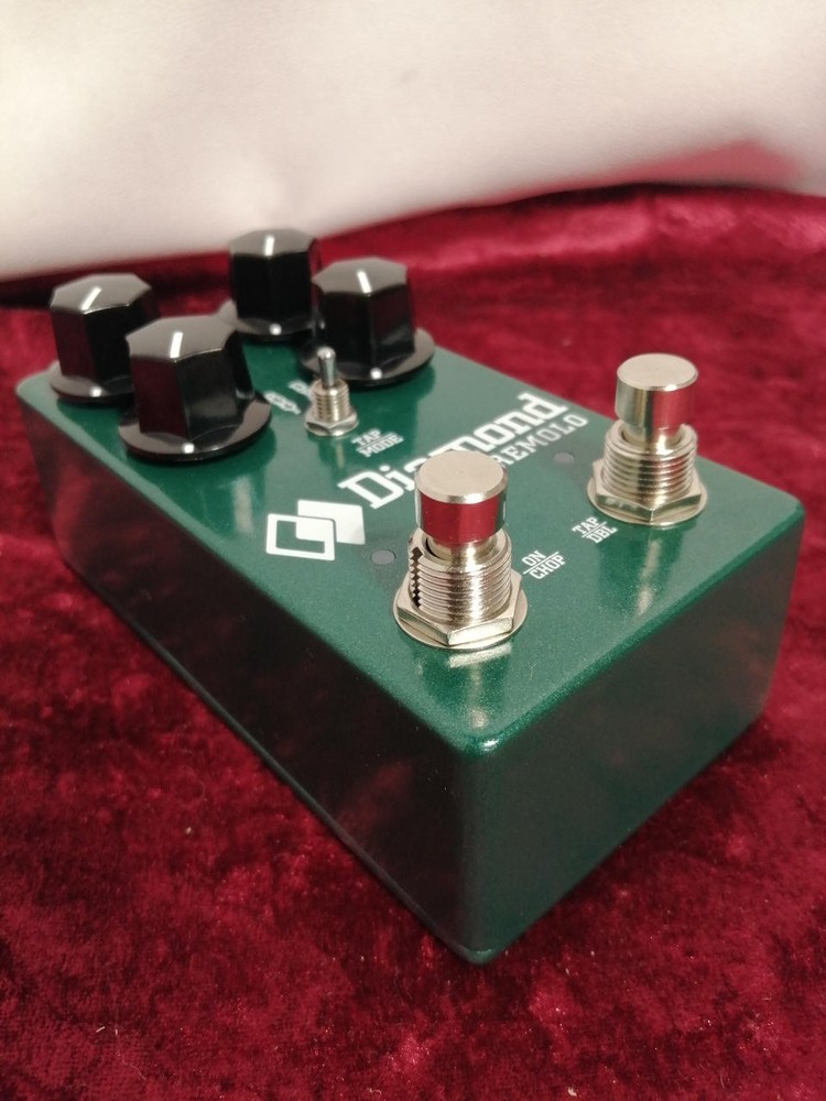 SOLID GOLD FX DIAMOND TREMOLO Guitar Effect Pedal Authentic Vintage Ready