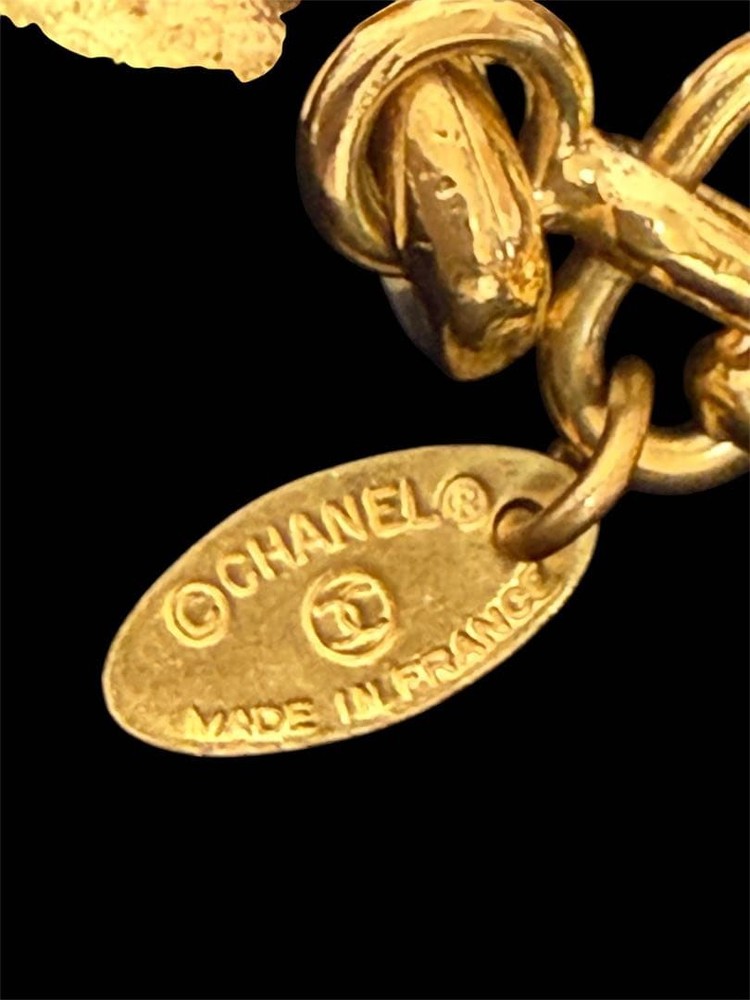 CHANEL vintage chain keychain