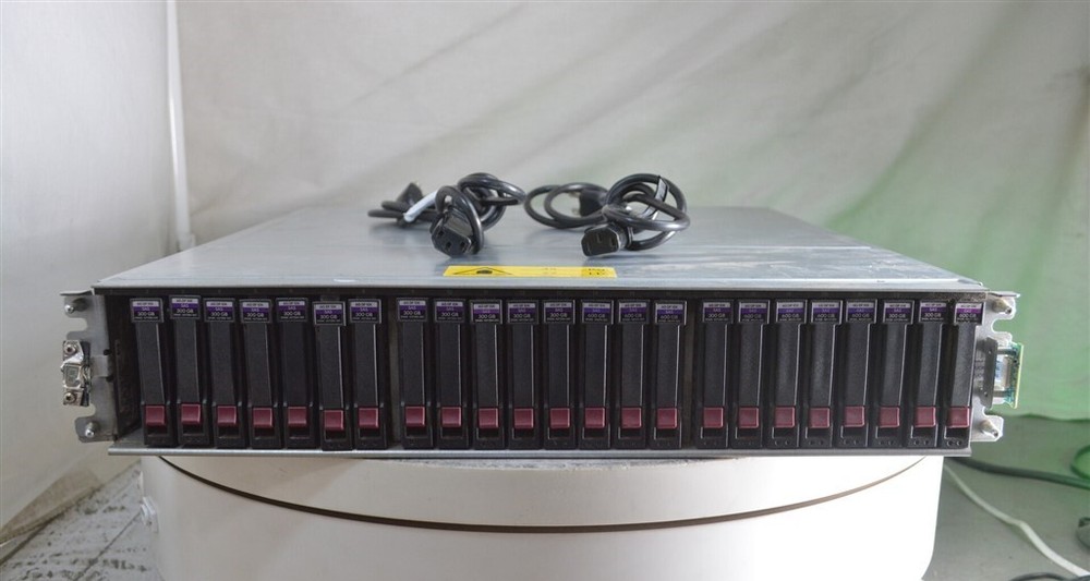 HP P2000 G3 AW594A SAS Dual Controller SFF Modular Smart Array SEE NOTES