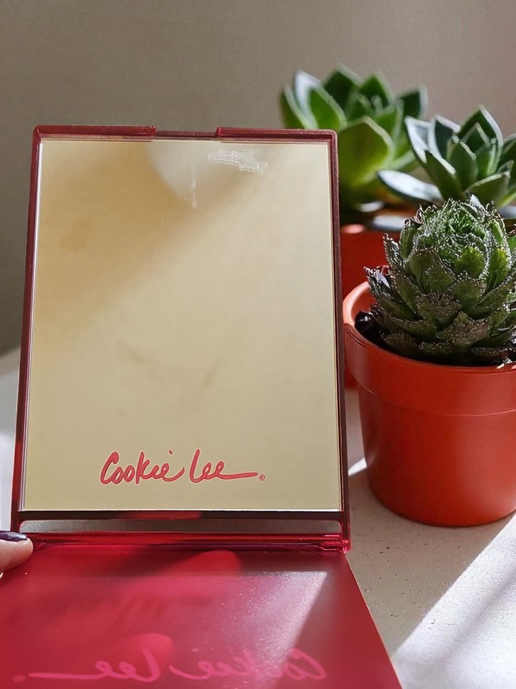 Cookie Lee Foldable Mirror 4 X 6