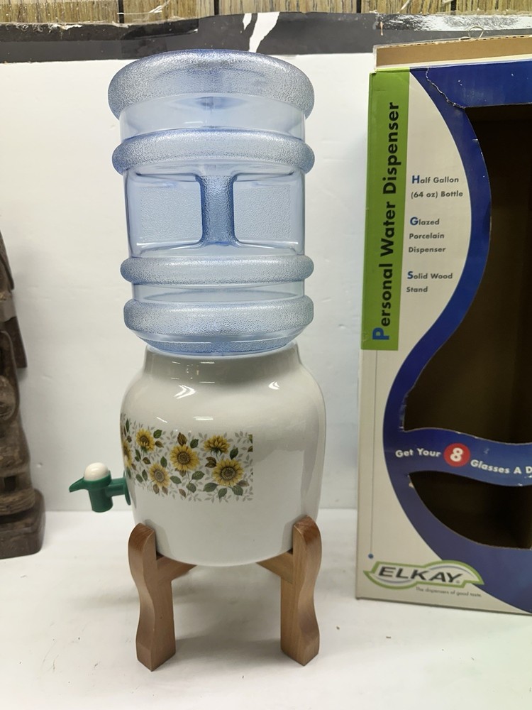 Water Crock Solid Ceramic Porcelain Dispenser 64 Oz Personal Tabletop Display