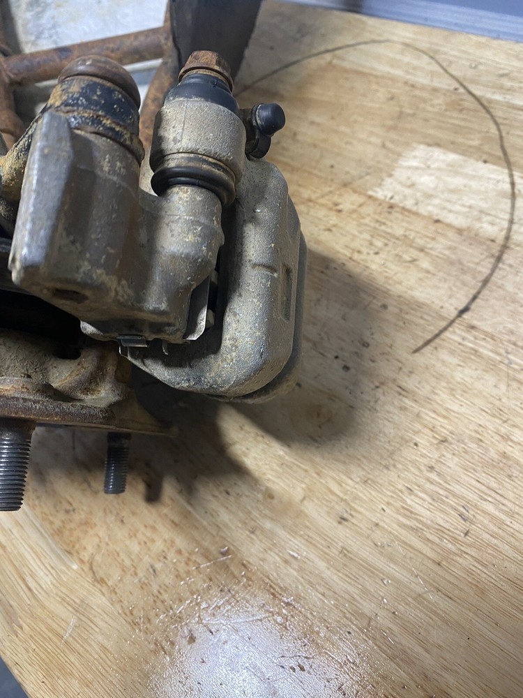 2011 Rincon 680 A Arm Hub Spindle