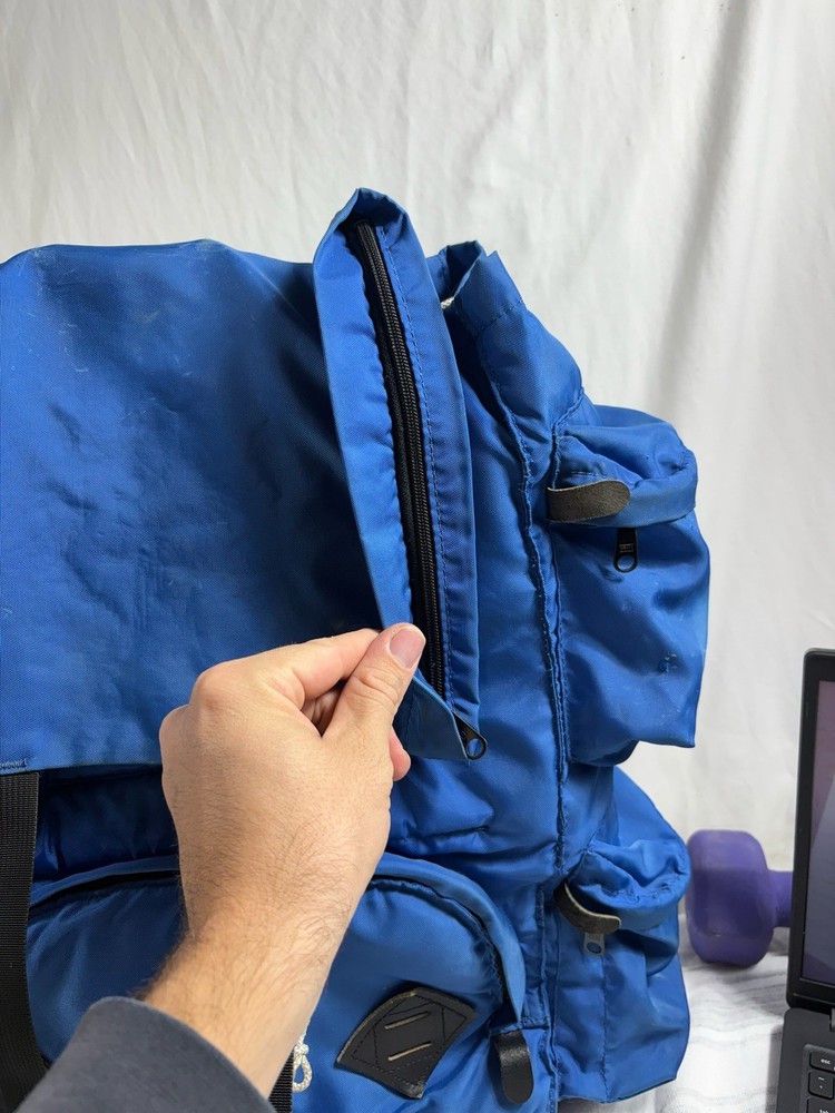 Vintage Ultimate Experience Camera Skiing Hiking Backpack Blue