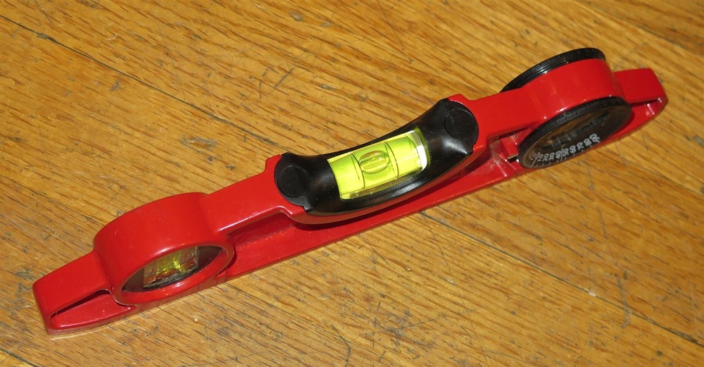 Craftsman CMHT82391 9" Cast 3-Dial Adjustable Angle Torpedo Level