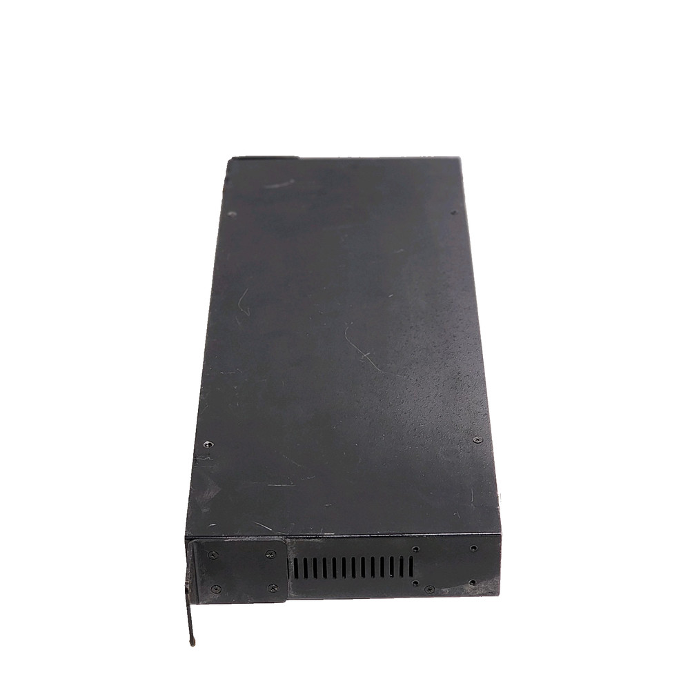 TRIPP LITE B042-008 NETWORK SWITCH Unit USED.