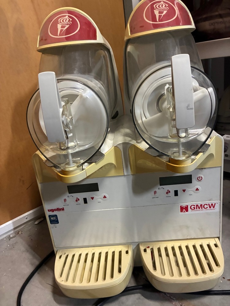 Ice Cream and Slushy machine - Ugolini Minigel Plus2