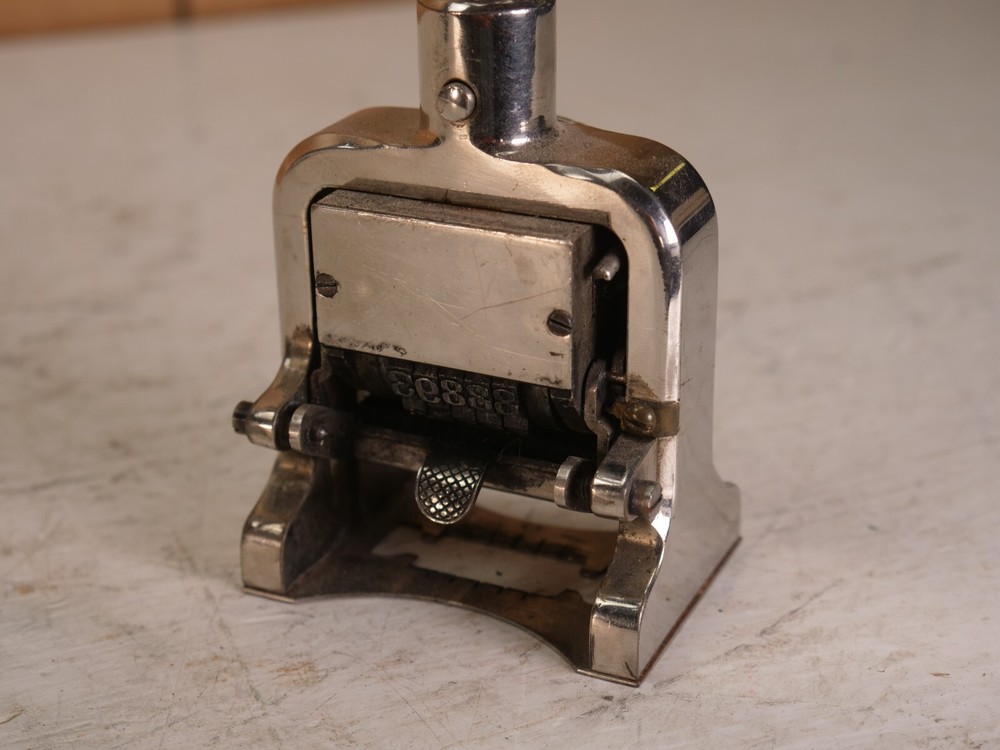Antique Bates Numbering Machine Stamp Consecutive / Repeat / Duplicate working