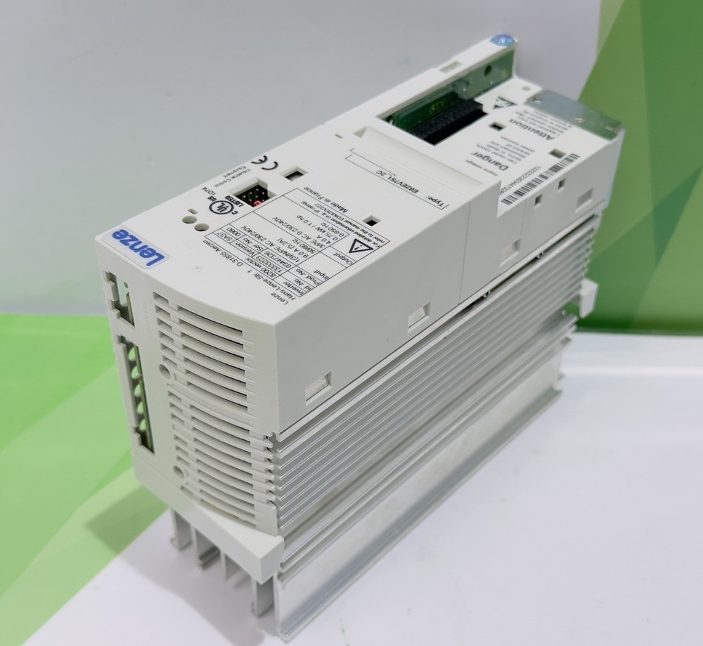 LENZE E82EV751_2C FREQUENCY INVERTER — USED