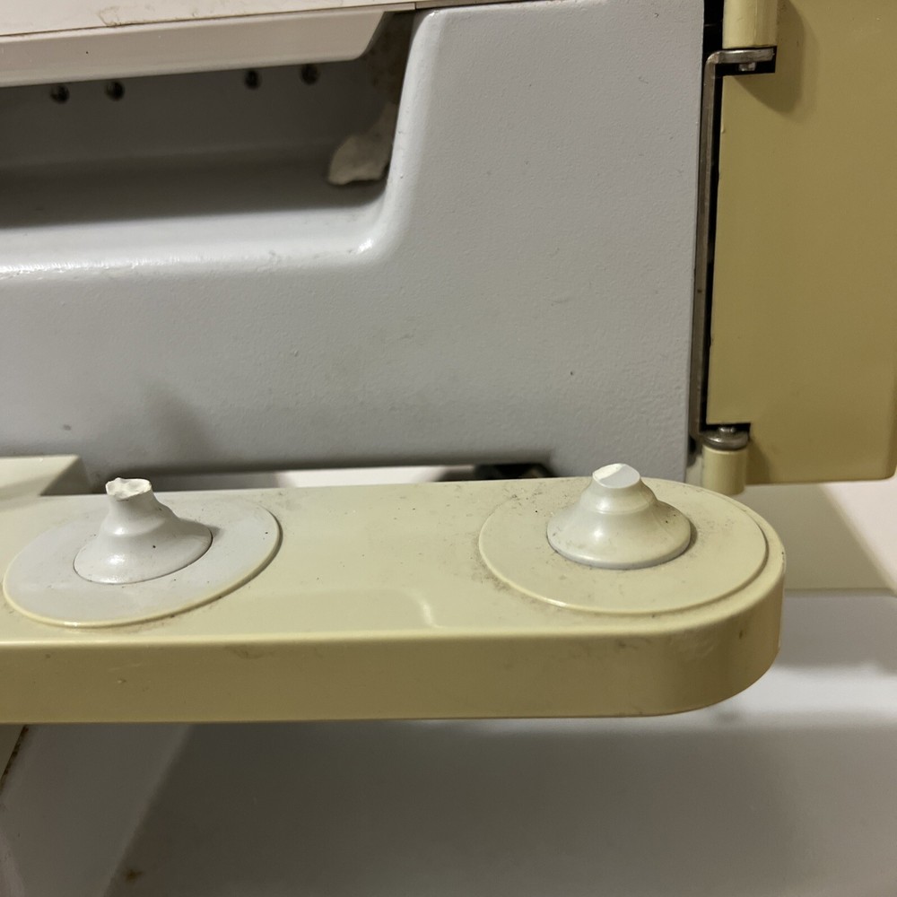 Elna lock PRO 5 DC SERGER SEWING MACHINE complete working