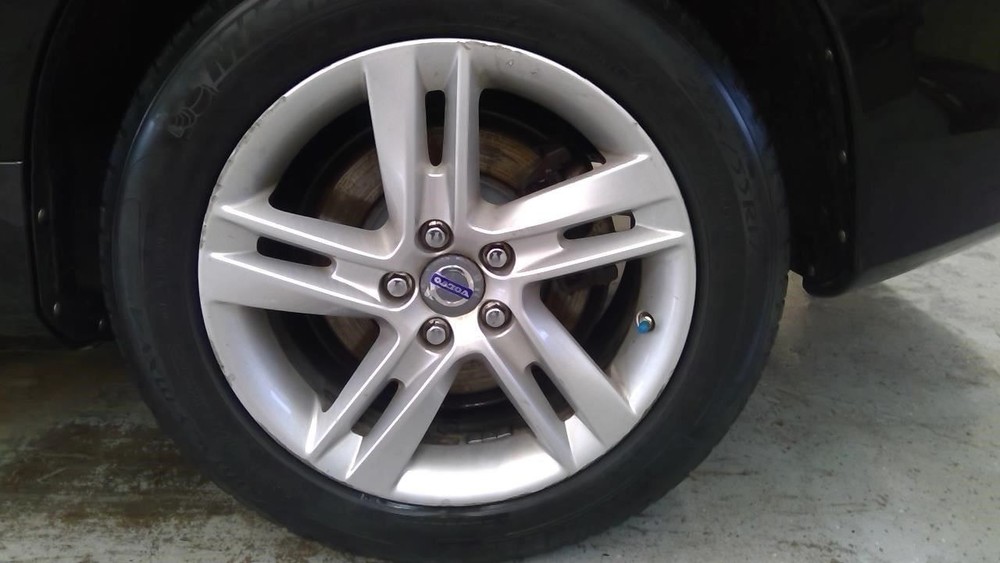 S60 2014 Battery Tray 1737665