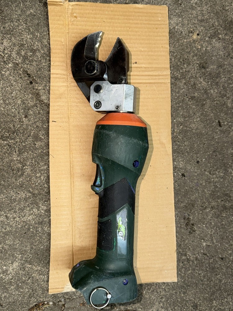 Greenlee Gator ES20X Cable Cutter 18V Tools Only