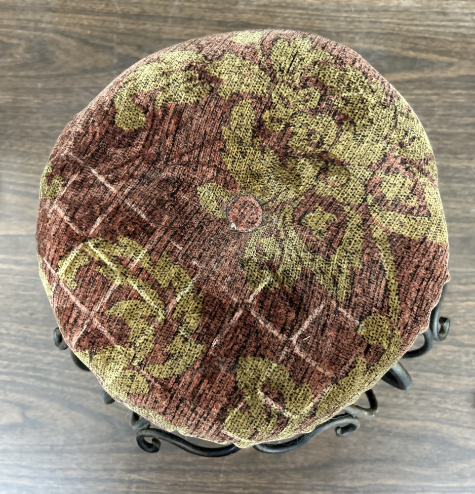 Black Metal Foot Stool / Stool