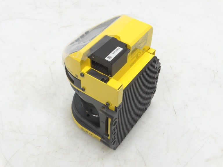 KEYENCE CORP SZ-V04 Sensor NEW