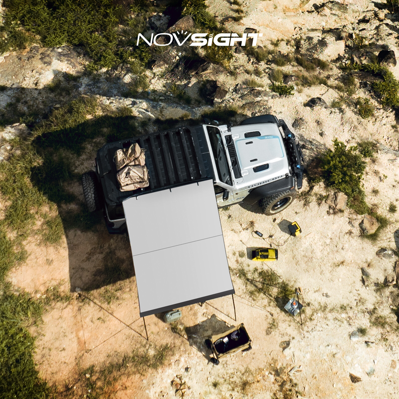 5.2X8.2' NOVSIGHT Car Side Awning SUV Rooftop Tent Sunshade for Outdoor Camping